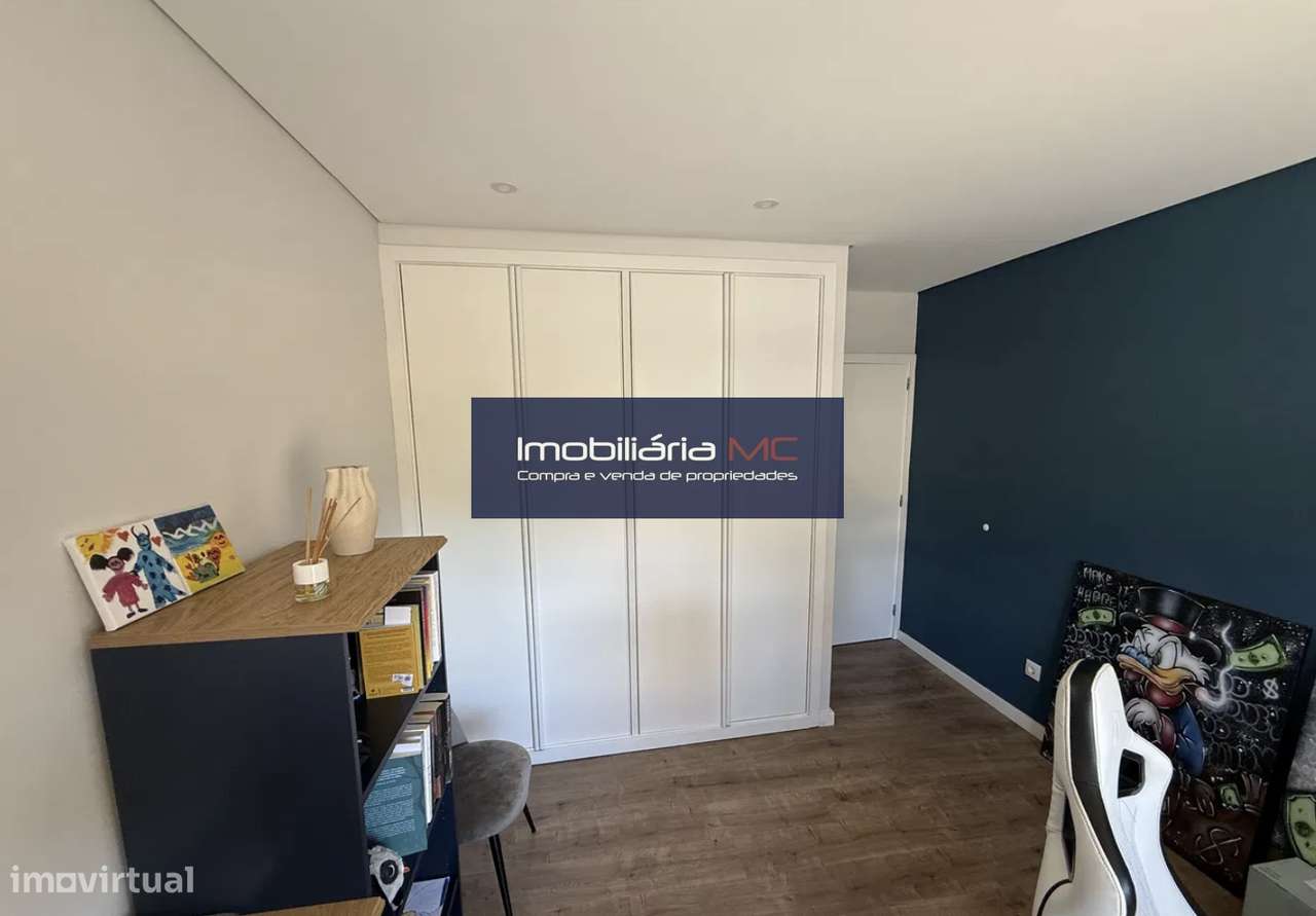 Apartamento T2+1 em Valadares C/Garagem Fechada-12