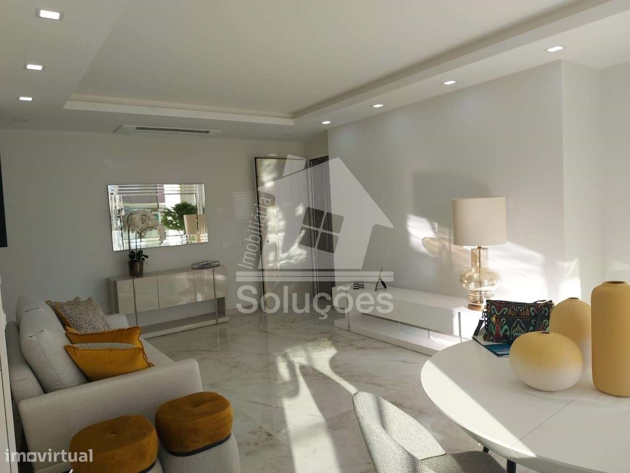 Excelente ApartamentoT2 novo com Excelentes Acabamentos em Lagos - Grande imagem: 4/18