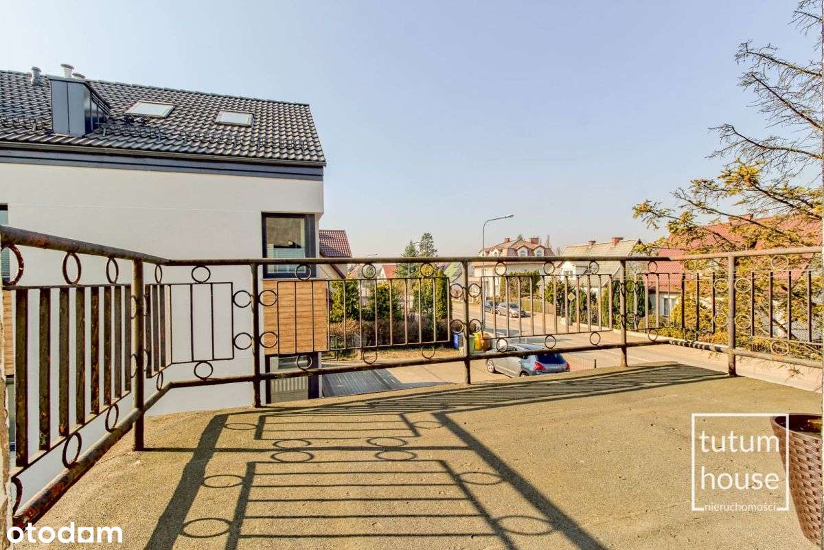 Przestronne Piętro Domu z Ogrodem | Dla Rodziny!-10