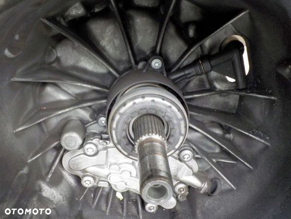 AUDI A4 B9 A5 F5 1.4 TFSI SKRZYNIA BIEGÓW RYH - 6