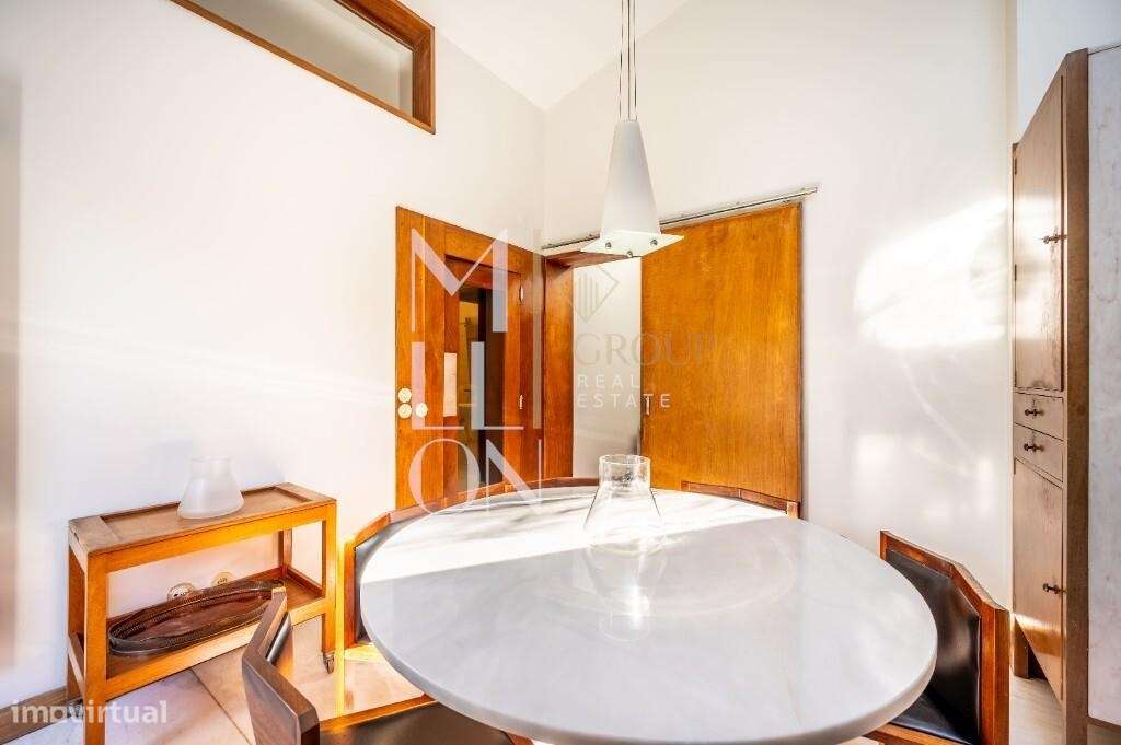 Moradia projetada pelo Arquiteto Siza Vieira, em Matosinhos-16