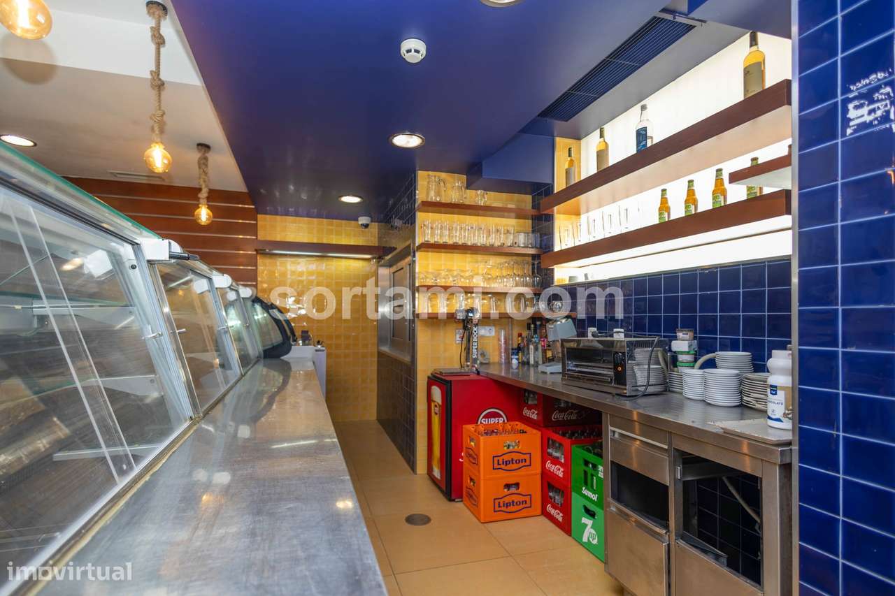 Loja  Venda em Faro (Sé e São Pedro),Faro - Grande imagem: 2/51