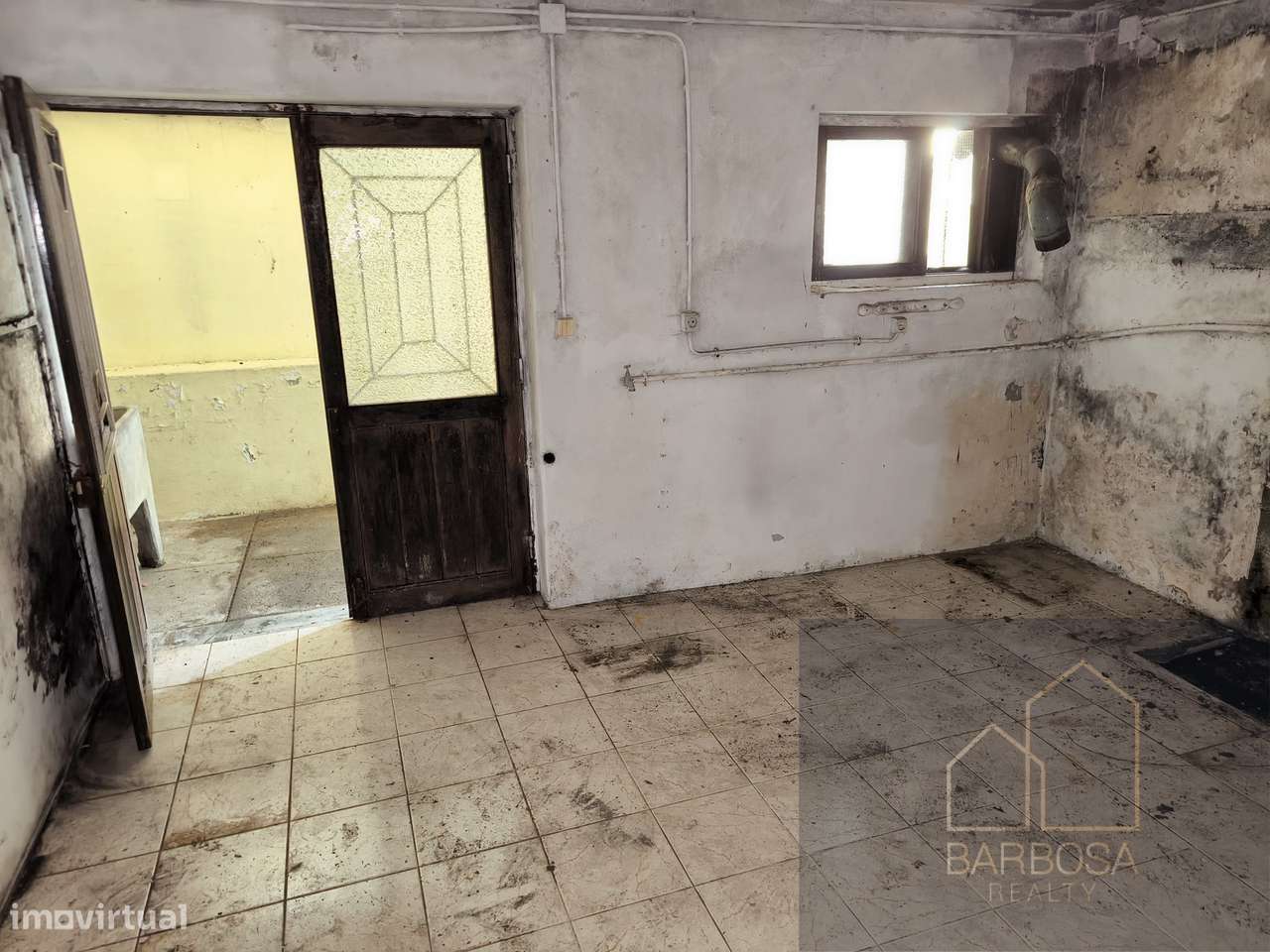 Apartamento T2 Semi-Cave  - Estação Ermesinde - Renovação - BARATO-16