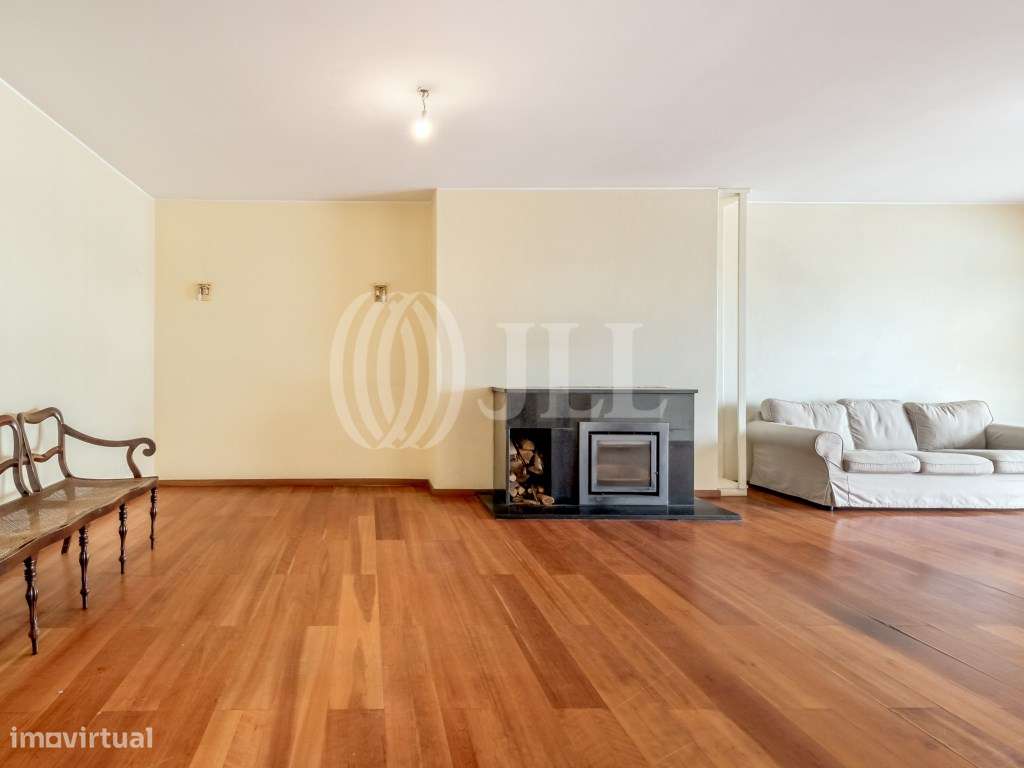 Apartamento T5+1 com garagem e arrumos no Aviz, Porto - Grande imagem: 5/30