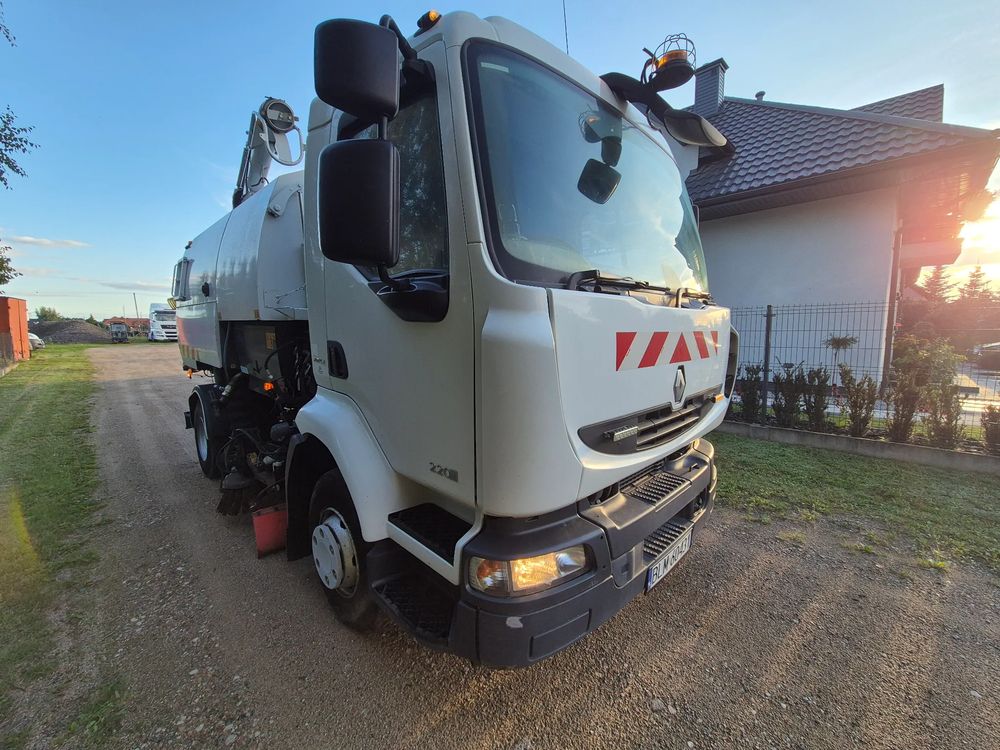 Renault Midlum 2012