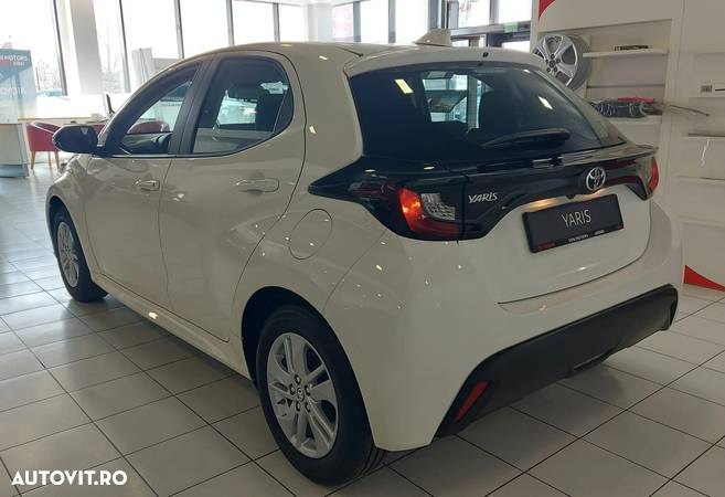 Toyota Yaris 1.5 L Dynamic - 5