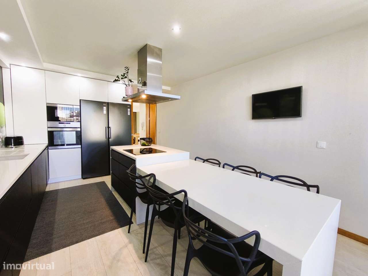 Moradia T3+1 (Centro Póvoa de Varzim a 300m da praia)-13