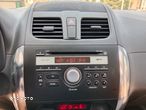 Suzuki SX4 1.6 Comfort Plus - 26