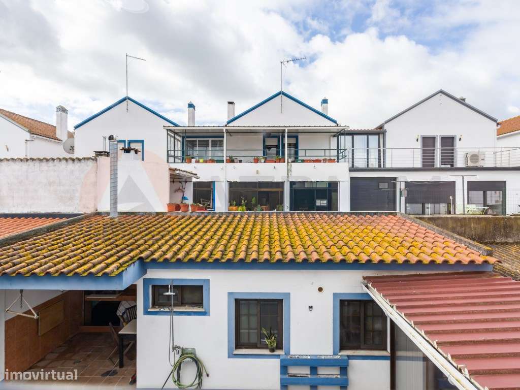 Moradia T3 com garagem, no Faralhão-36