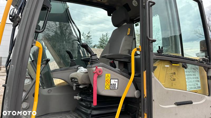 Volvo EC 140CL - 19