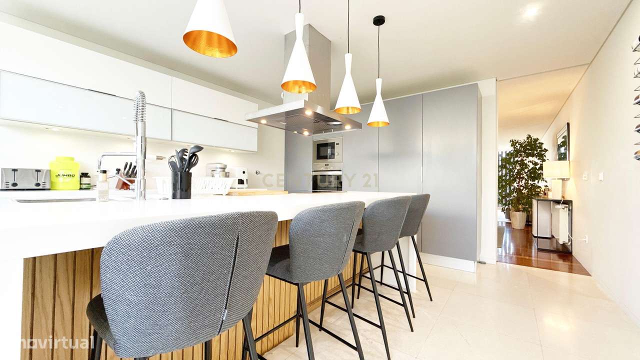 Moradia Térrea de Luxo com Piscina Aquecida e Jacuzzi a 2 km da Praia-20