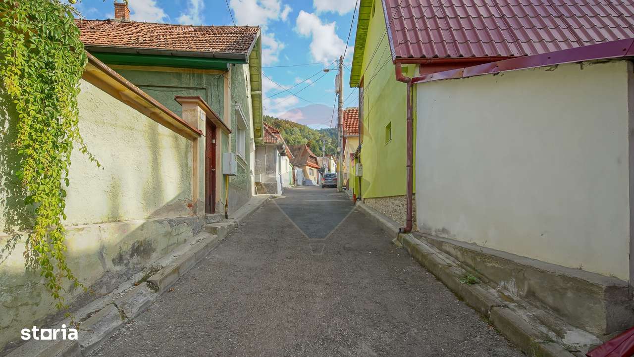 Casă săsească de renovat, cu teren, Șcheii Brașovului-17