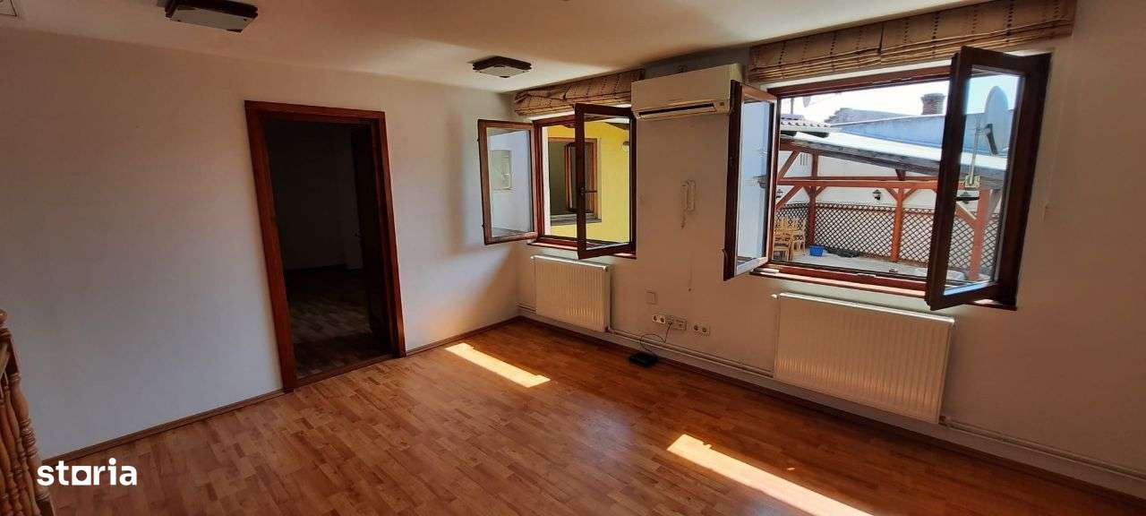 De vanzare casa cu 5 camere, Targu Mures, Zona Centrala - Imagine principală: 4/19