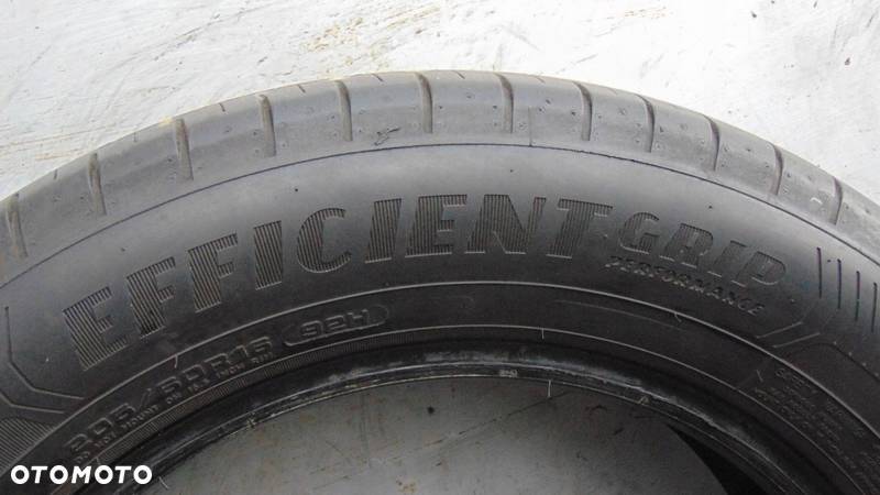 GoodYear EfficientGrip Performance 205 60 R16 2021 - 5