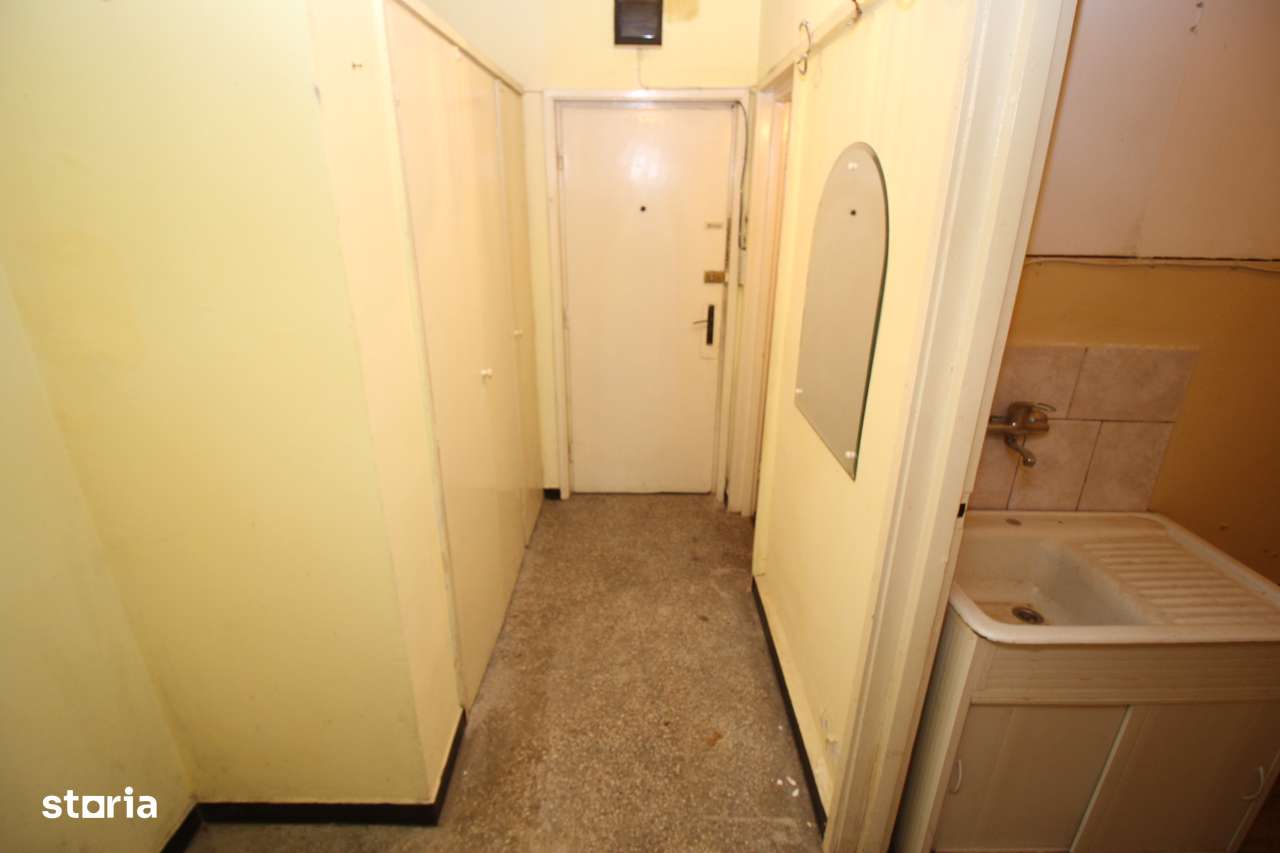 Titan, metroul și parcul IOR la 7-8 minute, garsonieră la parter-3