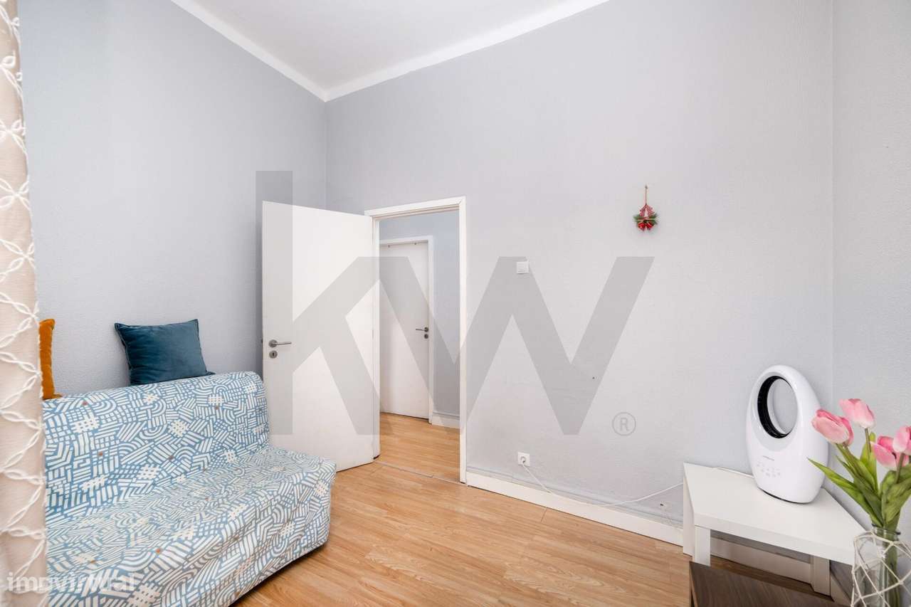 Apartamento T2 no Porto — Rua Silva Porto — Entre a Constituição e VCI - Grande imagem: 2/17