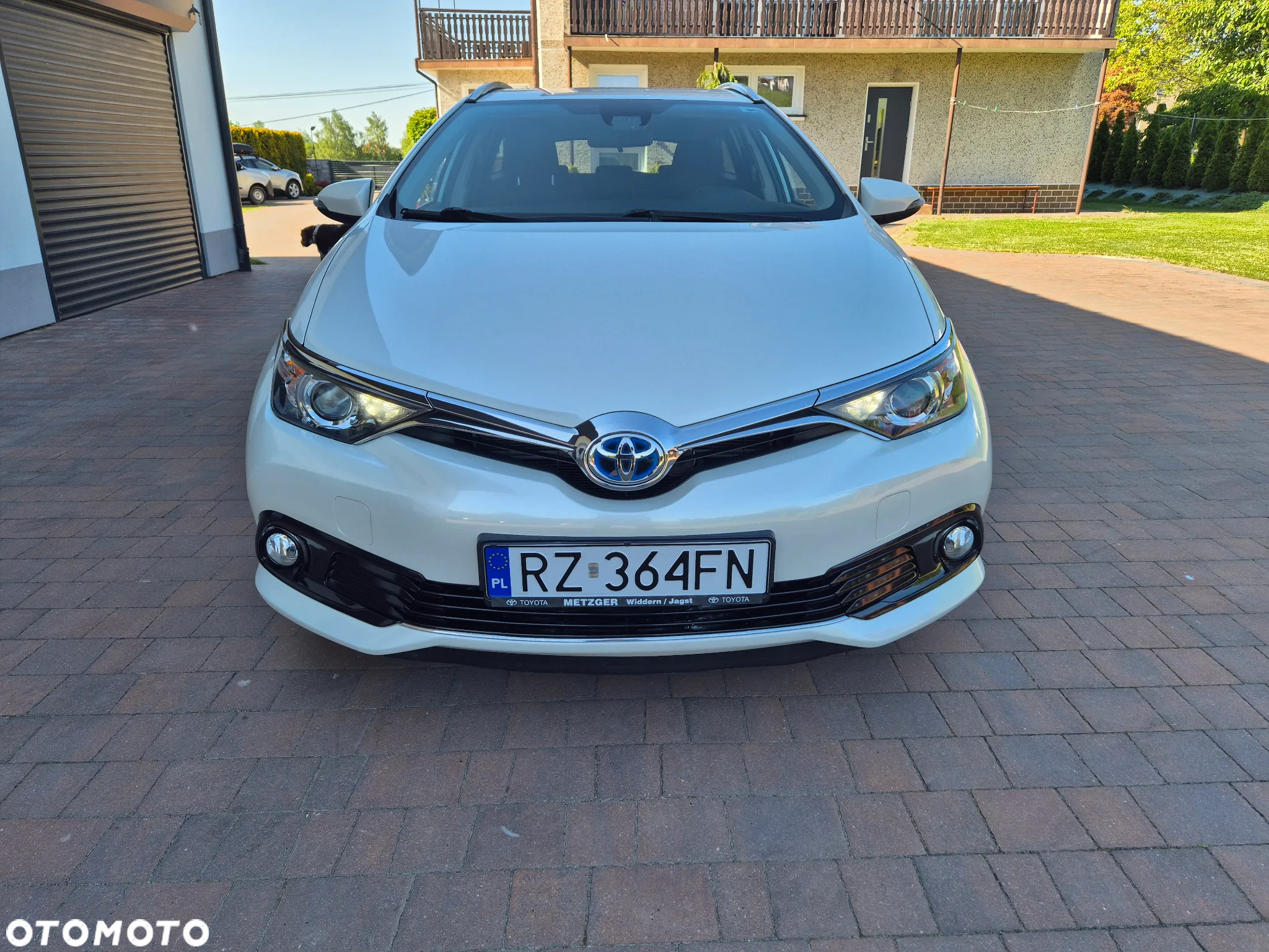 Toyota Auris 1.8 VVT-i Hybrid Automatik Life Plus - 2