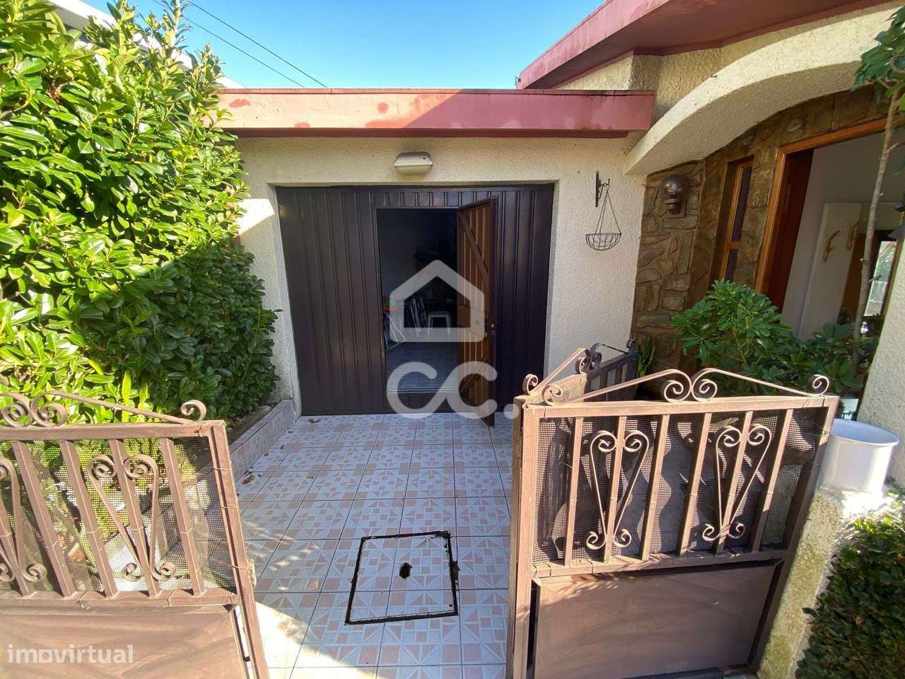 Moradia térrea T1+1 no centro da Vila de Pevidém - Grande imagem: 4/30