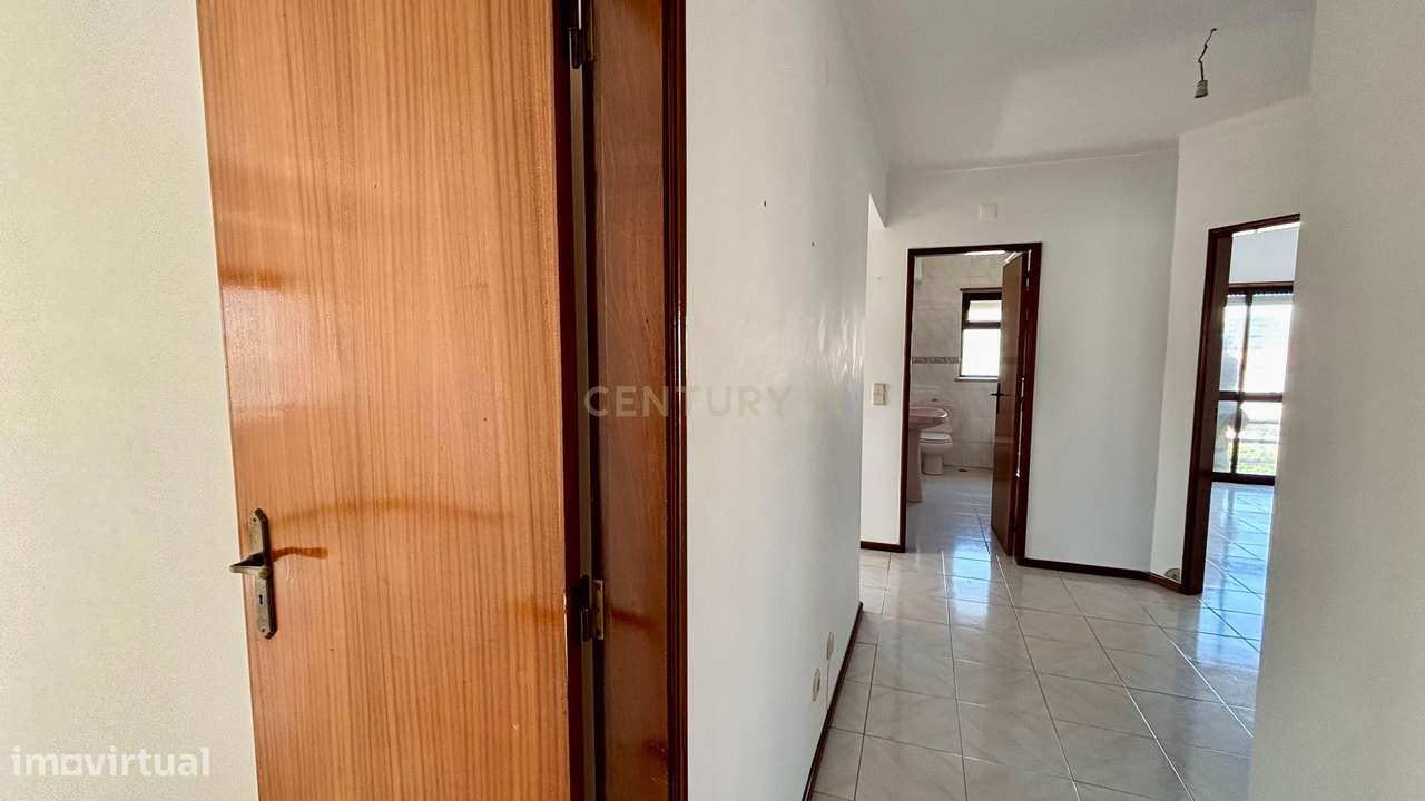 Apartamento T3 | Bairro da Ponte | Caldas da Rainha - Grande imagem: 5/21