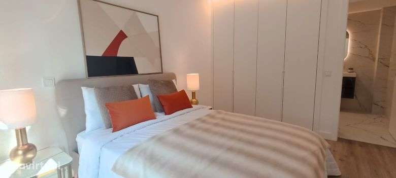 Moradia Independente T4 na Herdade da Aroeira com piscina, garagem a 2-28