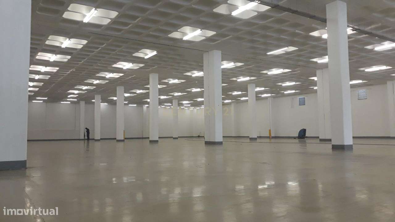 Armazém 500m2 - Grande imagem: 4/7