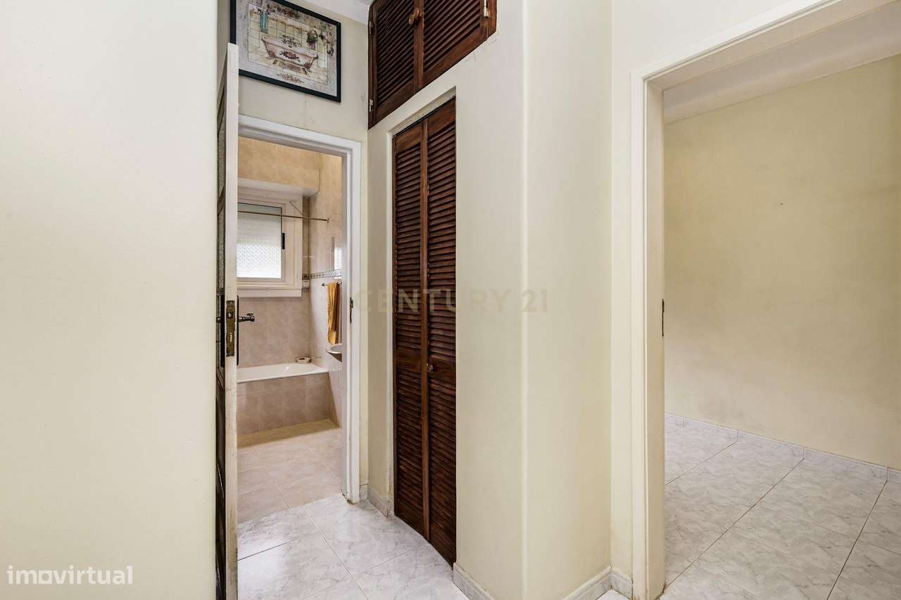 Apartamento T4 em Alvalade - Lisboa-10