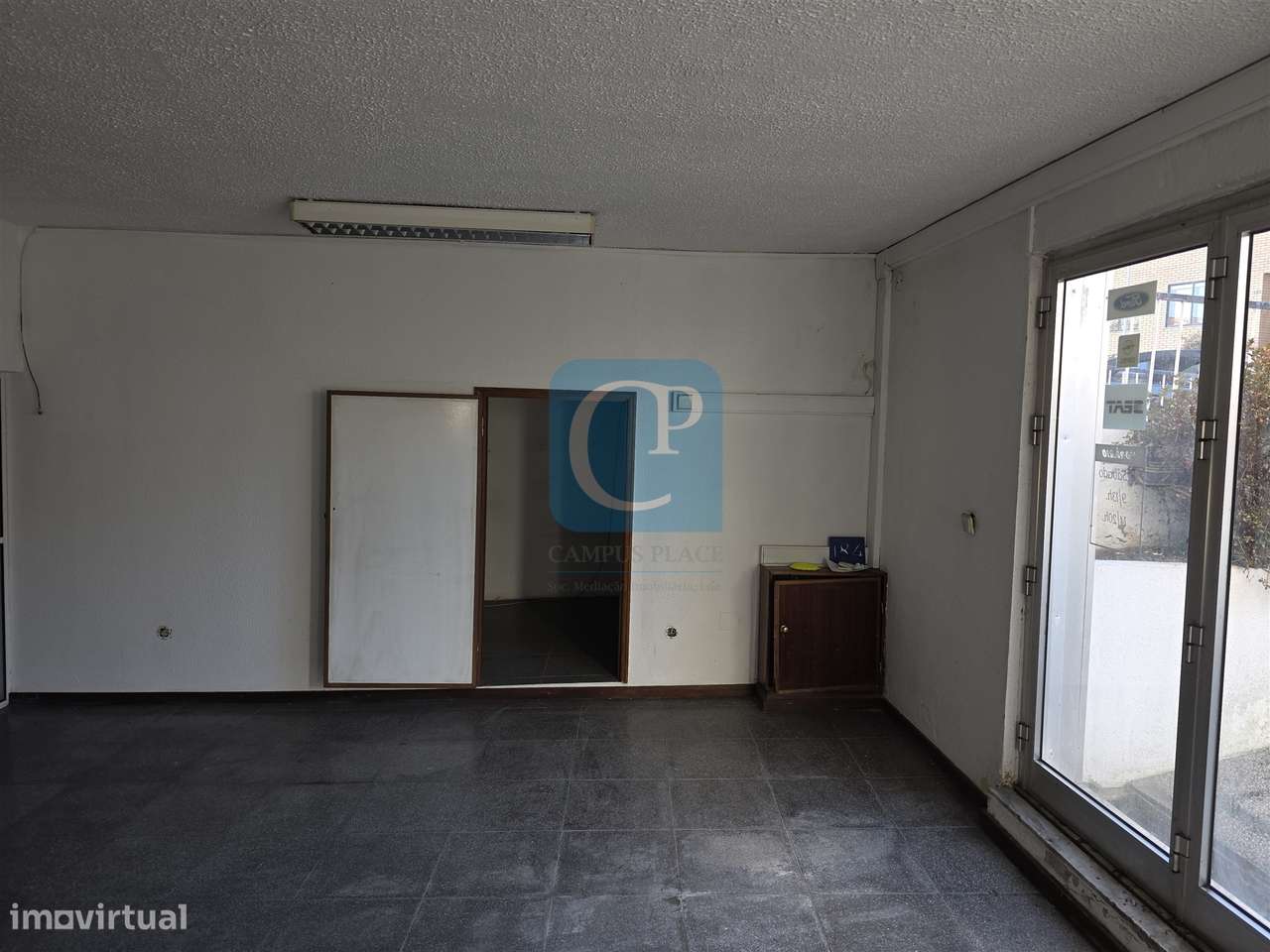 Loja mais T0 em Ermesinde, Valongo - Grande imagem: 4/17