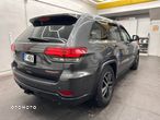 Jeep Grand Cherokee - 17