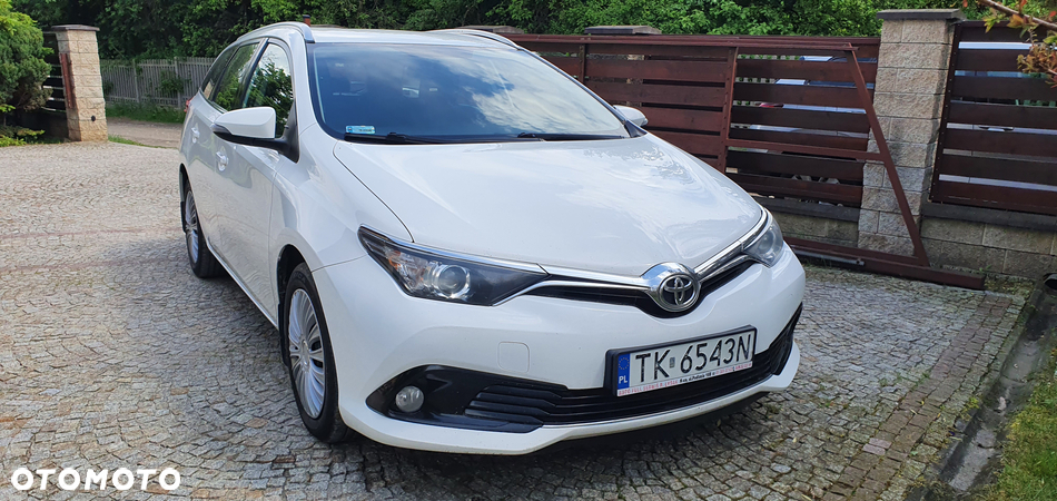 Toyota Auris 1.33 VVT-i Comfort - 11