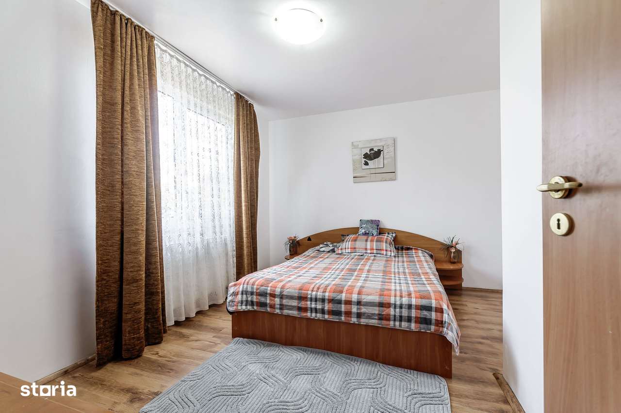 Casă 2008 - 6 camere - teren 1440 mp - Zadareni, Arad - COMISION 0% - Imagine principală: 4/10