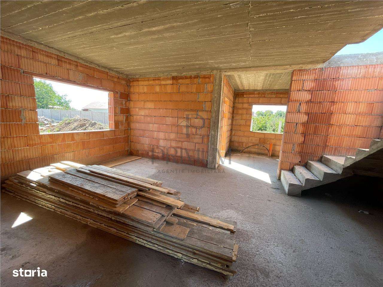 Duplex spatios - zona buna - toate utilitatile . - Imagine principală: 5/10