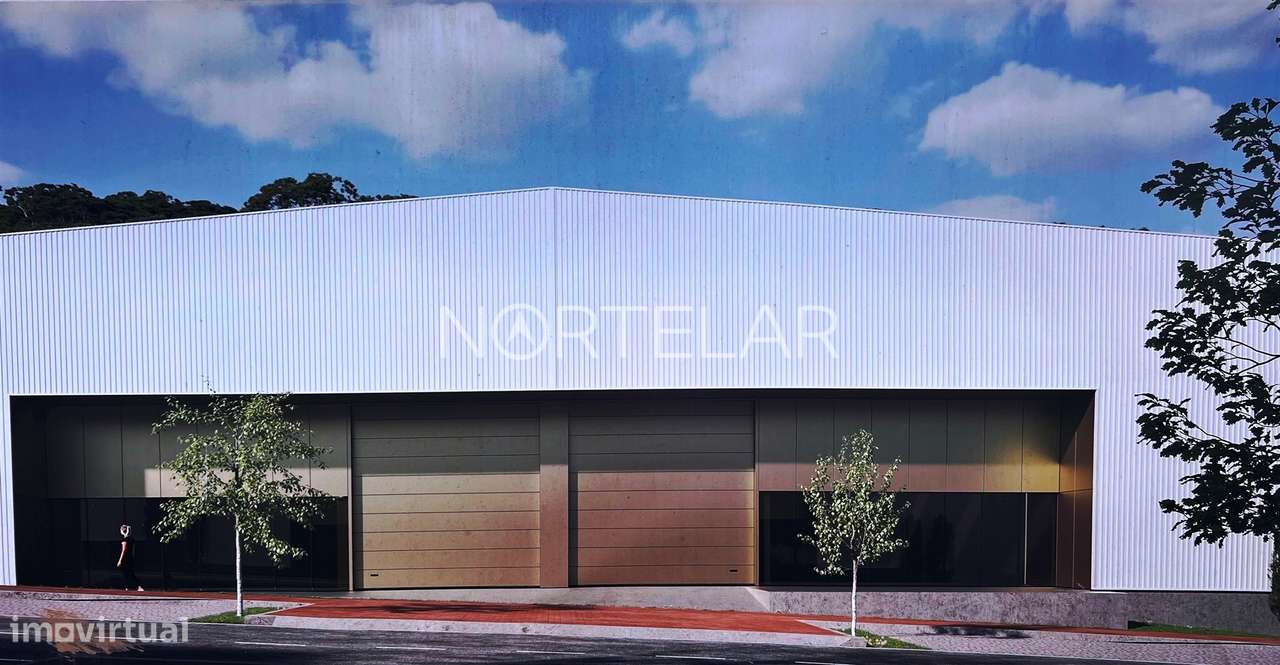 Armazém para Arrendamento na Zona Industrial de Ribeirão, Vila Nova de - Grande imagem: 2/4