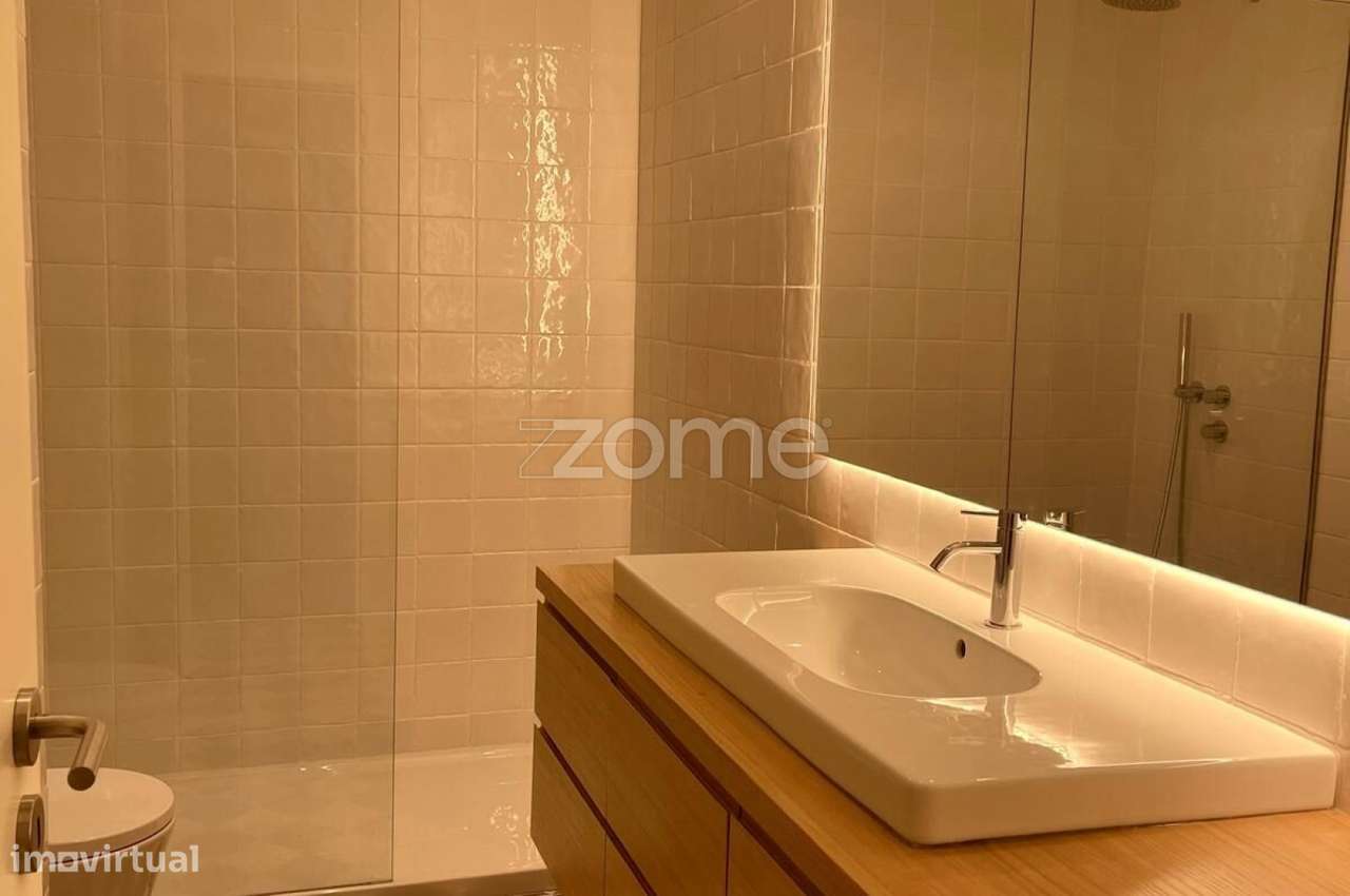 Apartamento T2 Renovado | Praça da Pedra Verde – Porto-4