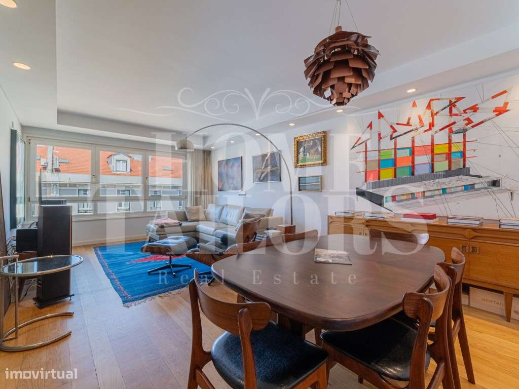 T2 em Campo de Ourique com BOX para 2 viaturas-0