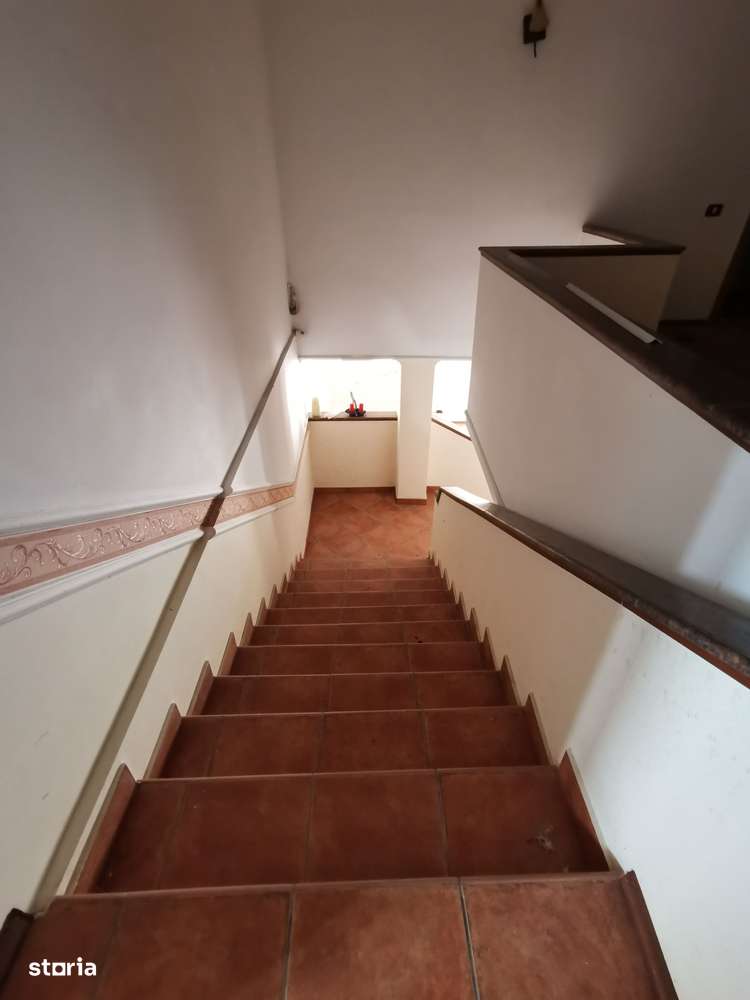 Casa 6 camere  Urechesti-Vrancea constructie 2008 - Imagine principală: 3/12