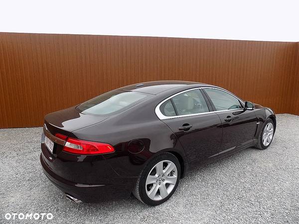 Jaguar XF 3.0 V6 Diesel Luxury - 3