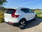 Volvo XC 40 T4 AWD Momentum - 3