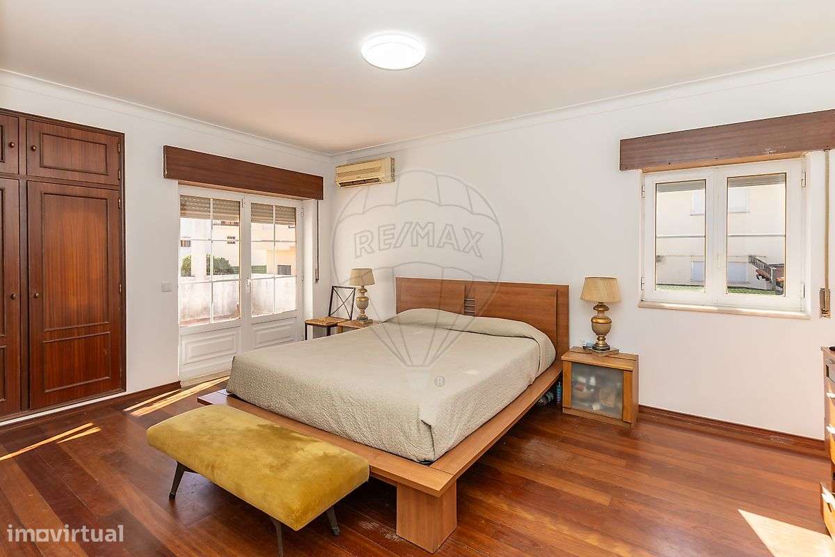 Moradia T4 para venda-24