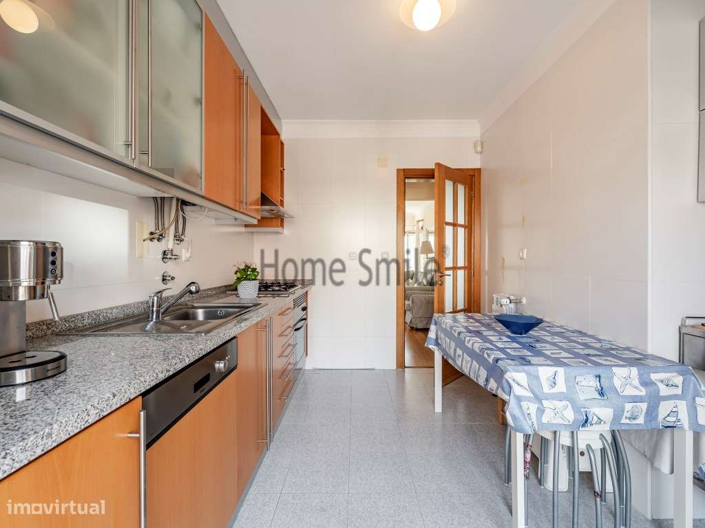 T2 . CONDOMÍNIO COM PISCINA. VISTA MAR. GARAGEM-16