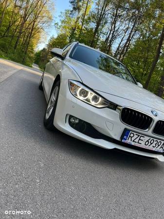 BMW Seria 3 320d Touring - 1