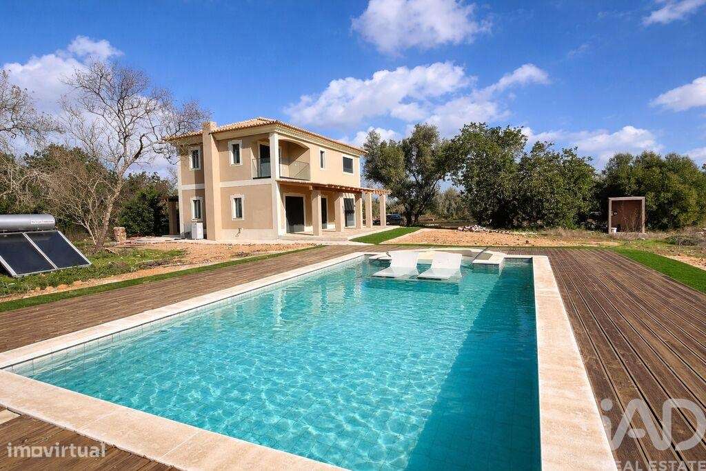 Casa de Campo T3 em São Bartolomeu de Messines de 200 m2 - Grande imagem: 4/20