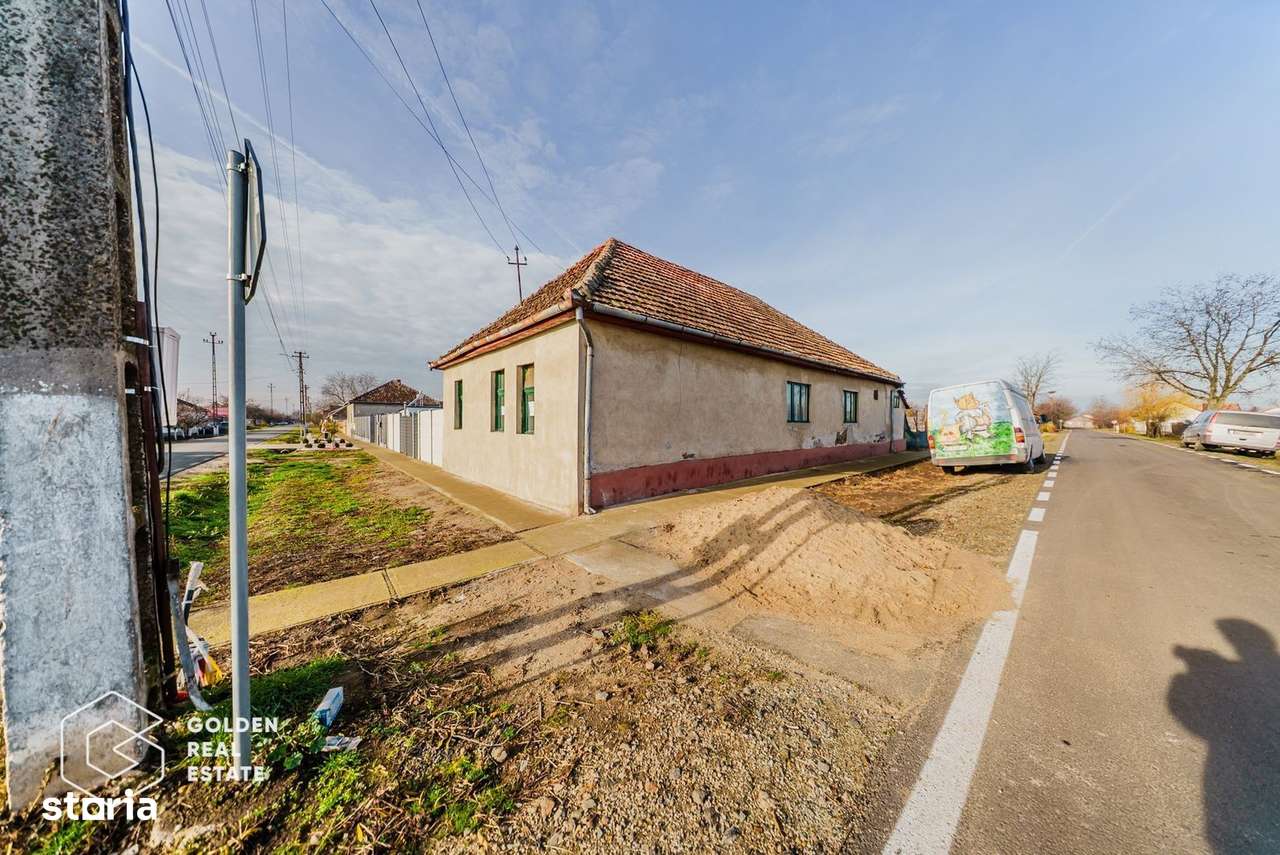 Casa cu teren 959 mp, Iratosu, Zona buna, Comision 0% - Imagine principală: 2/18