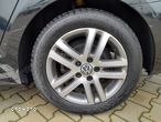 Volkswagen Jetta 2.0 TDI Highline - 9