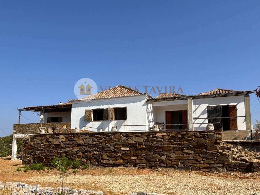 Moradia de estilo tradicional- Charme, vistas sob a Serra e Mar-11