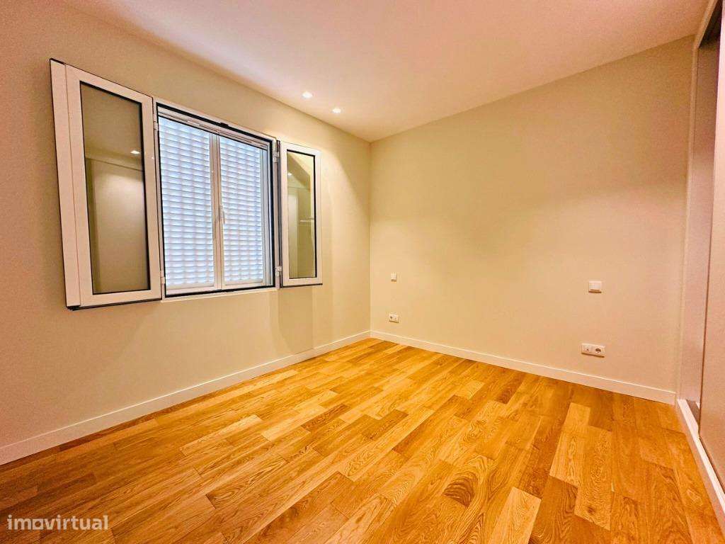 Moradia T3 Moderna com 3 Suítes no Centro do Funchal – Zona do Til-19