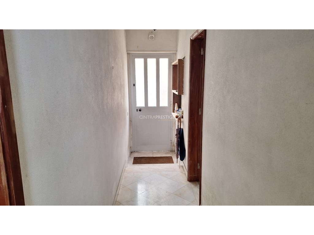 Excelente Oportunidade em Sintra - Moradia com Projeto de Ampliação... - Grande imagem: 5/32