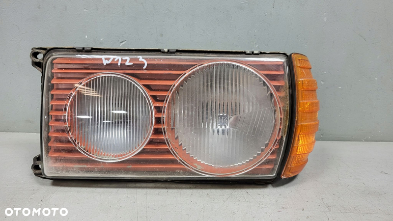 Lampa Lewy Przód Hella Mercedes W123 - 1