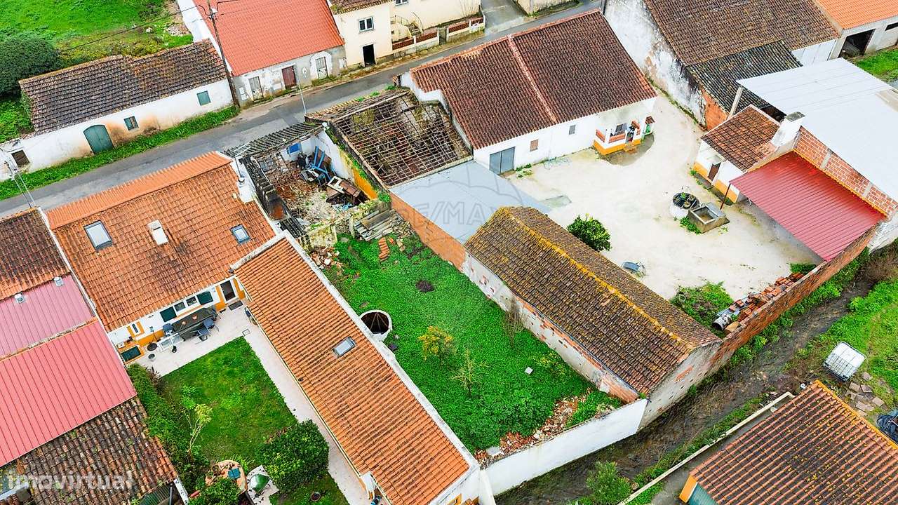 Moradia T2 para venda-10