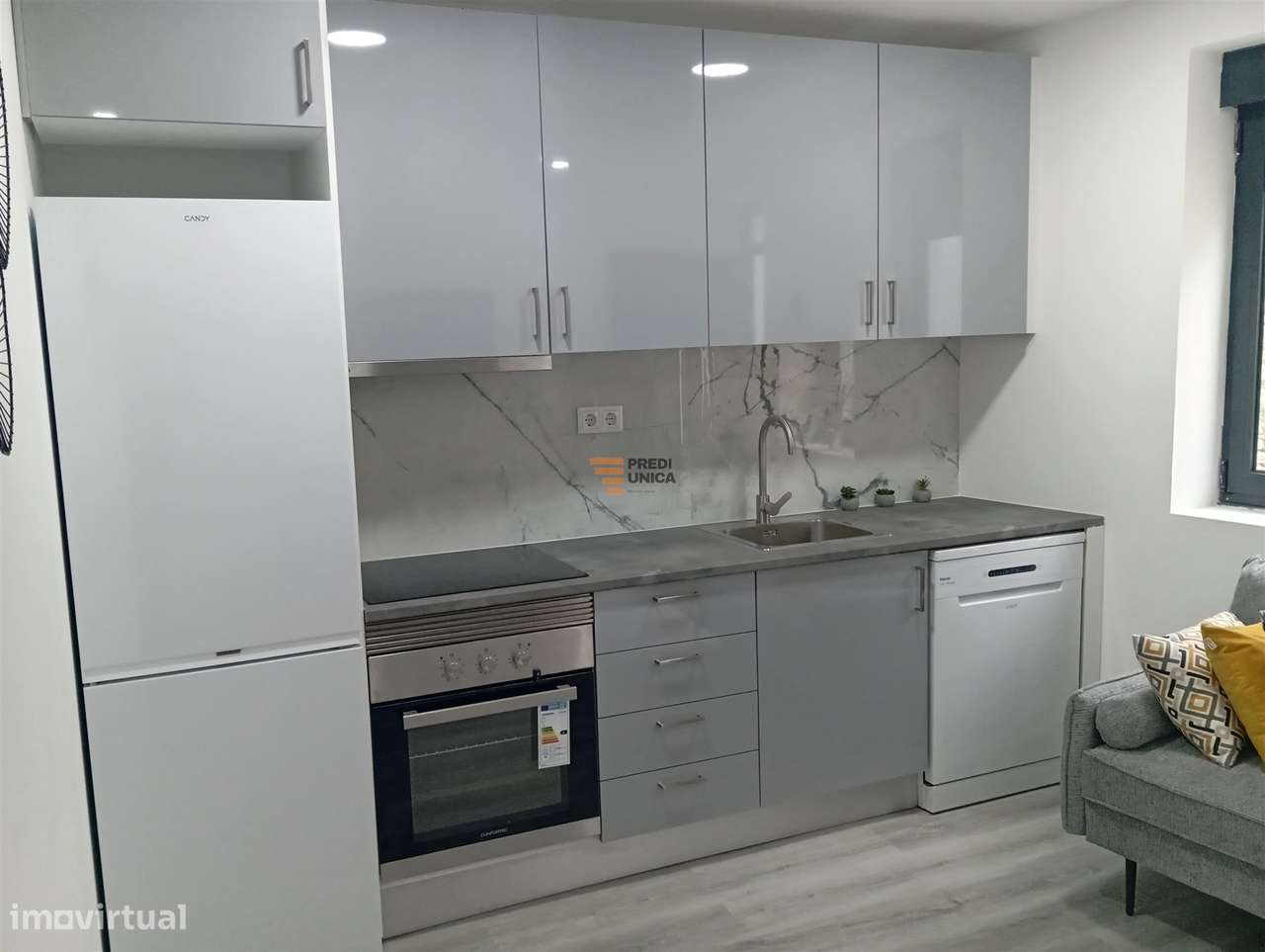 Moradia  T1 totalmente renovada-37