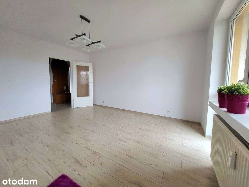 * * 2 pokoje do wejścia * * osiedle Bacieczki* *-5